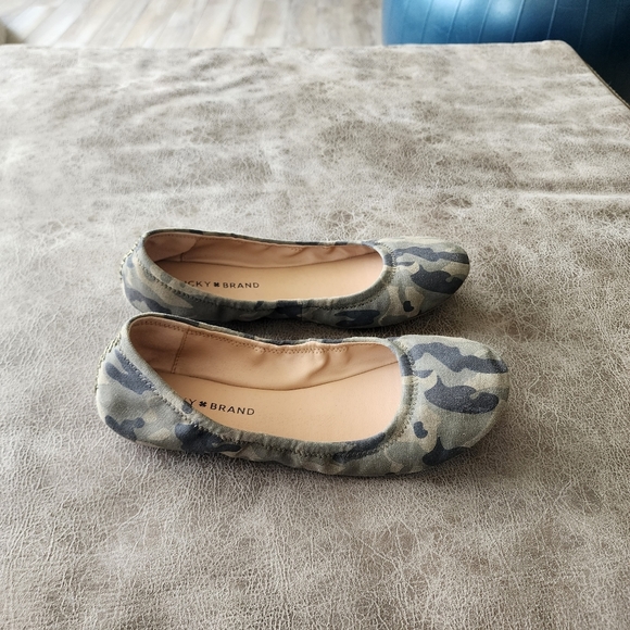 Lucky Brand Erin Ballet Flats - Picture 3 of 6